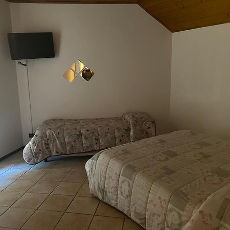 Albergo La Grolla Antey-Saint-André Extérieur photo