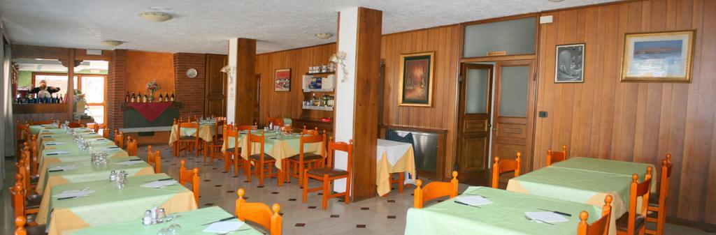 Albergo La Grolla Antey-Saint-André Extérieur photo